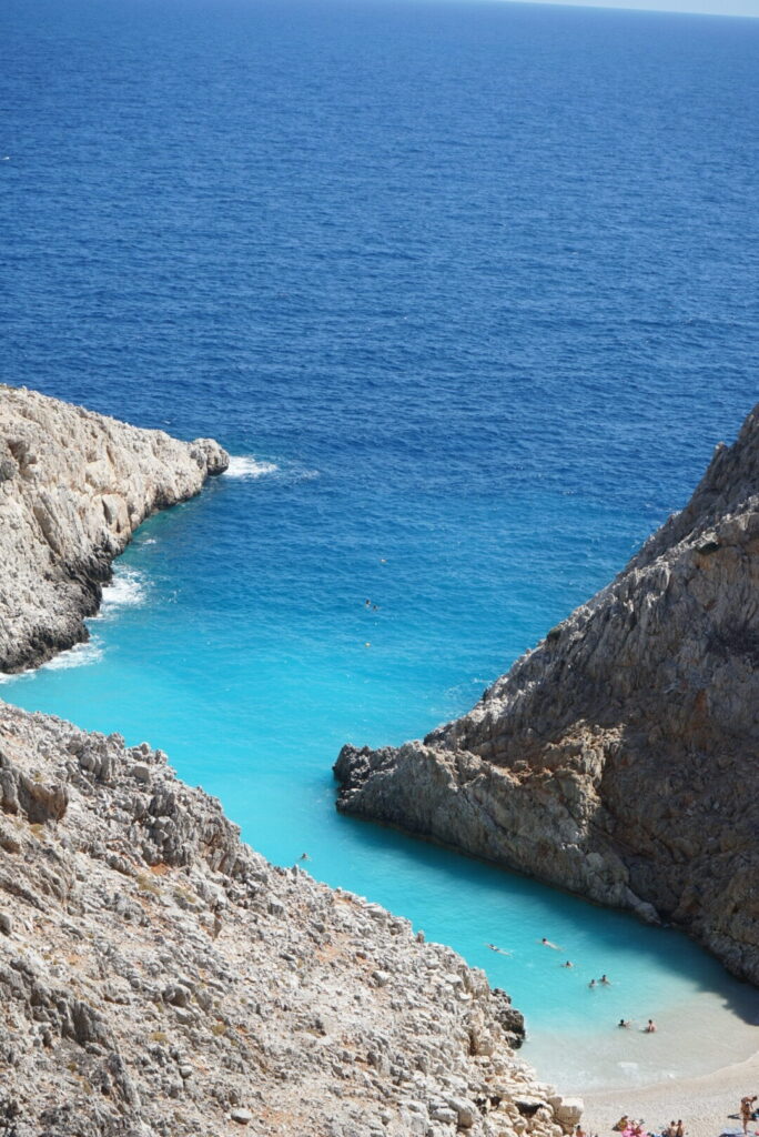 Die Bucht Seitan Limania solltest du unbedingt besuchen, wenn du auf Kreta bist