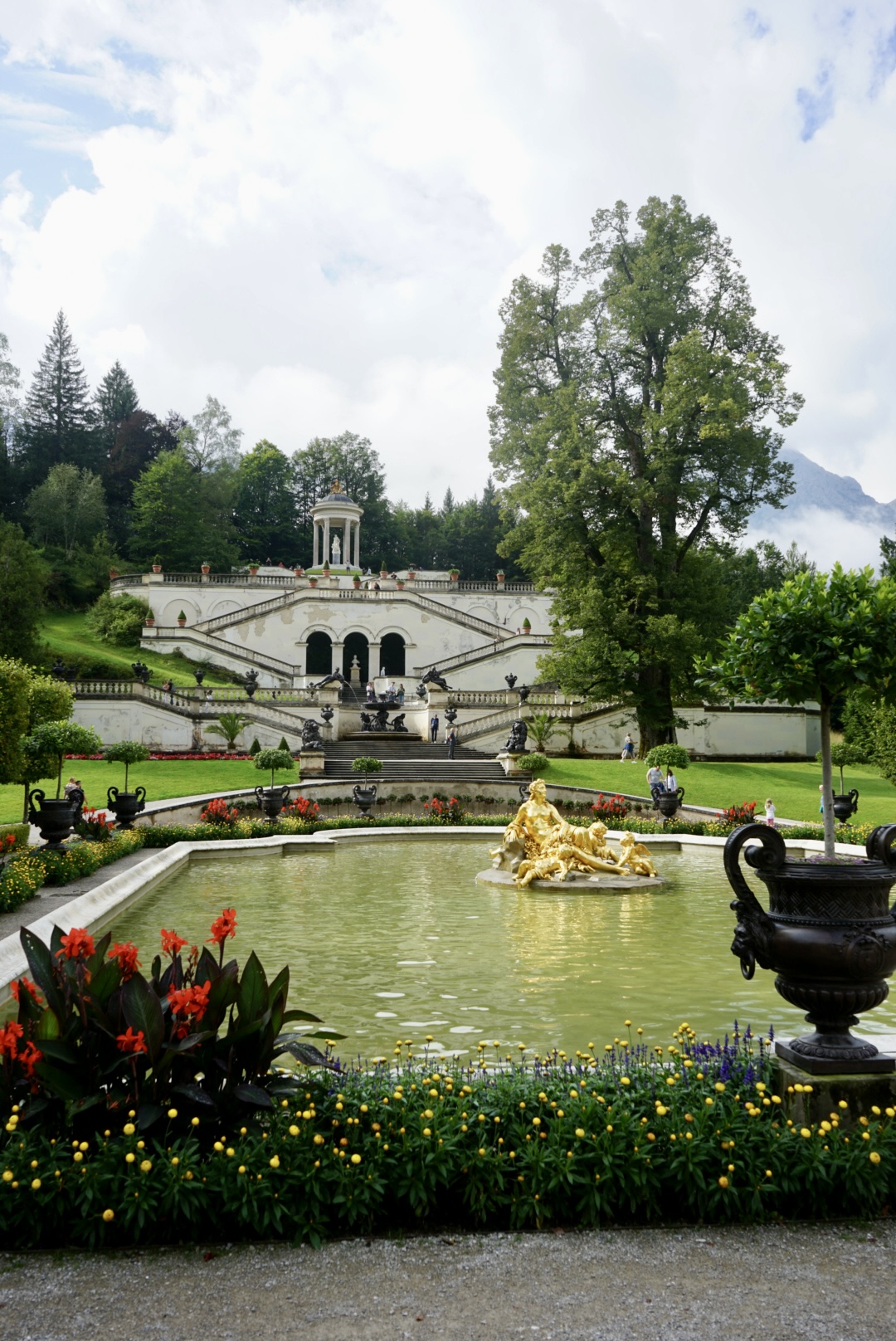 Parkanlage beim Schloss Linderhof Die Parkanlage beim Schloss Linderhof