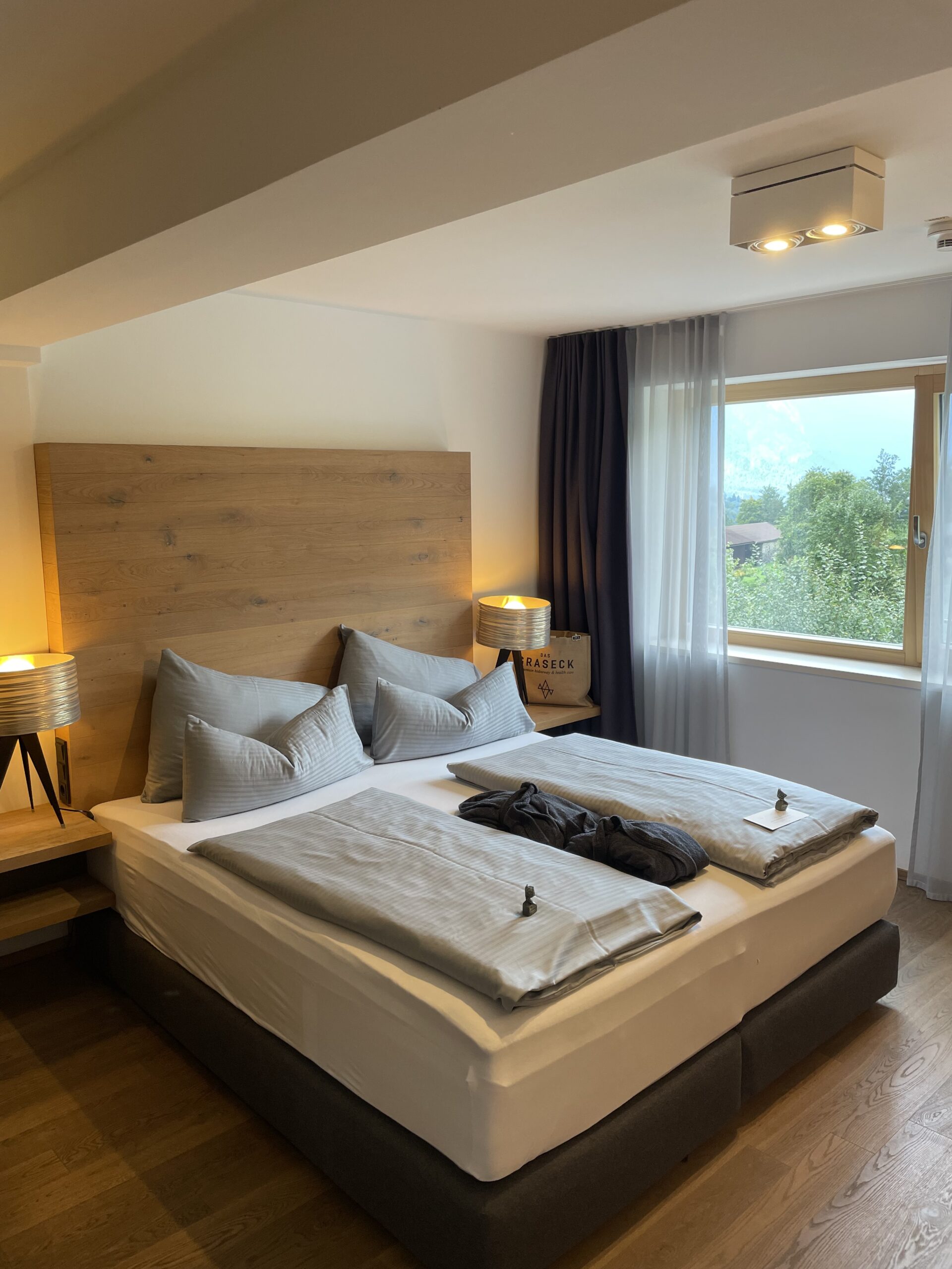 Doppelzimmer im Graseck Unser Doppelzimmer im Hotel Graseck in Garmisch-Partenkirchen