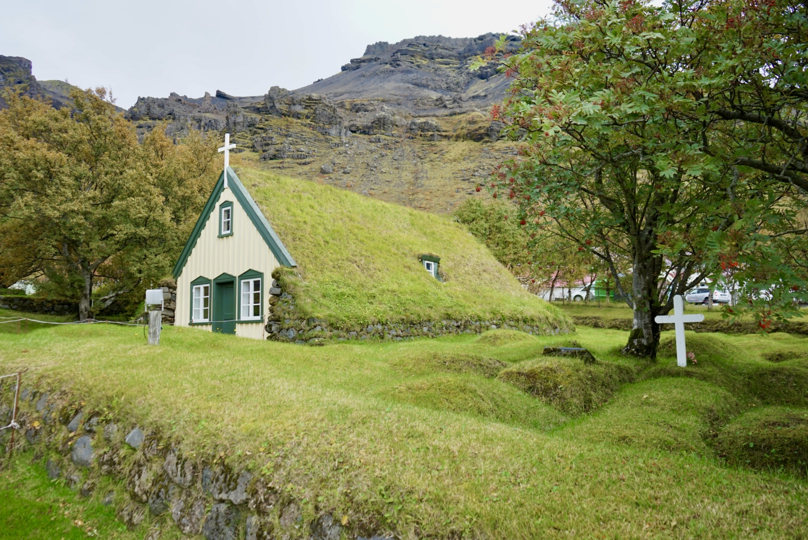 Hofskirkja Die Kirche Hofskirkja, welche sich im Süden Islands an der Ringstraße befindet