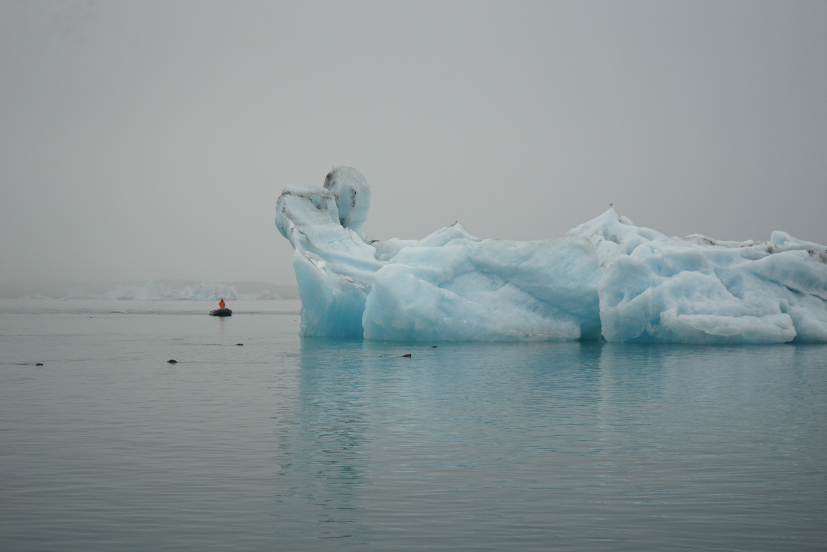 Jökulsarlón Eisbrocken Die Gletscherlagune Jökulsarlón mit den großen Eisbrocken im Wasser