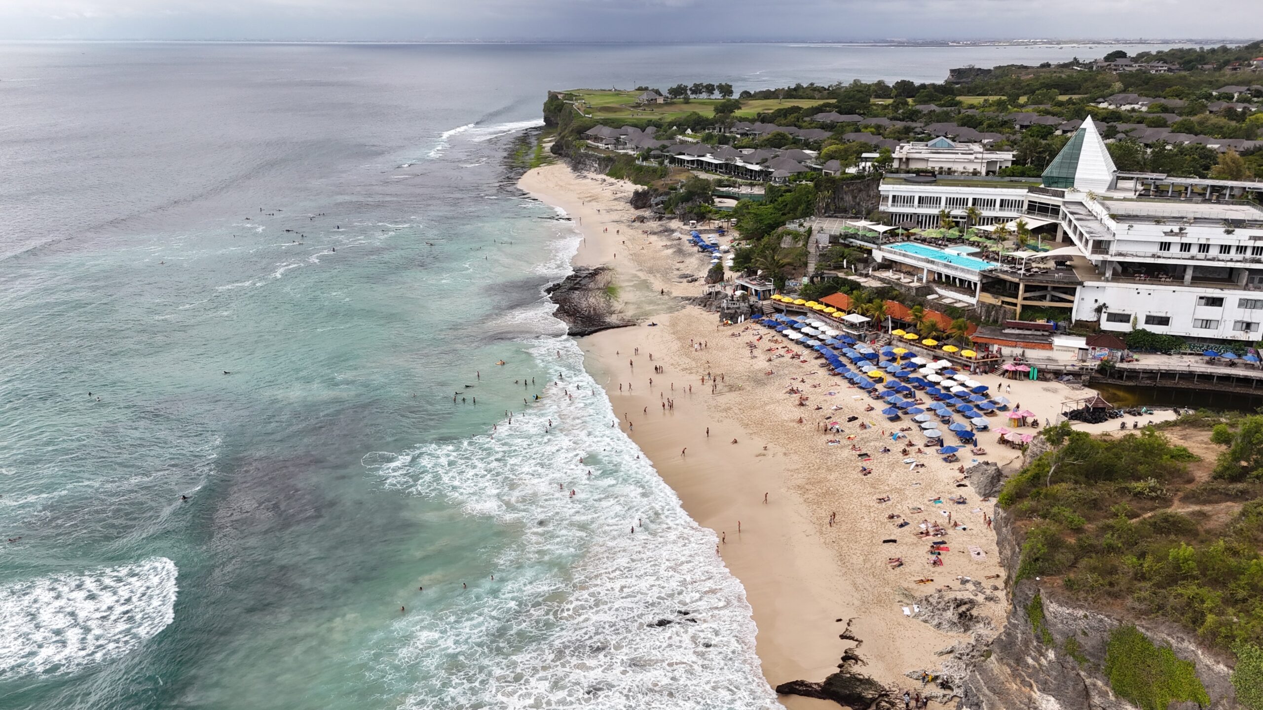 Dreamland Beach Der Dreamland Beach auf Bali in Uluwatu