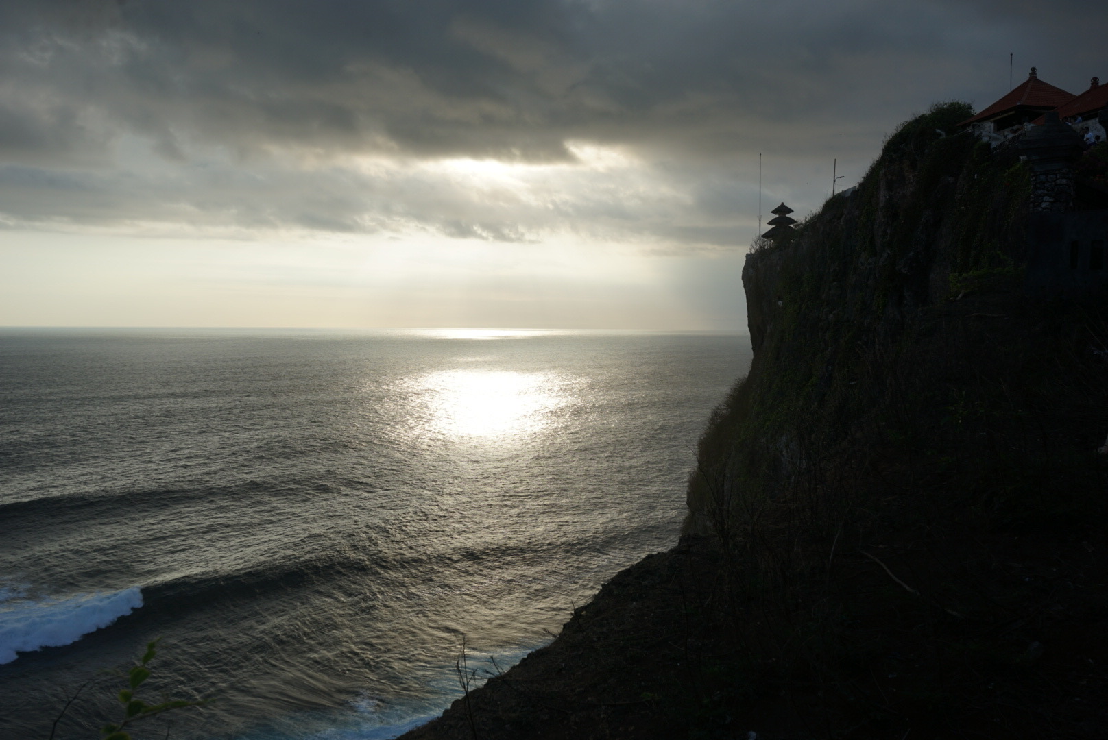 Sonnenuntergang Uluwatu Tempel Sonnenuntergang am Uluwatu Tempel auf Bali