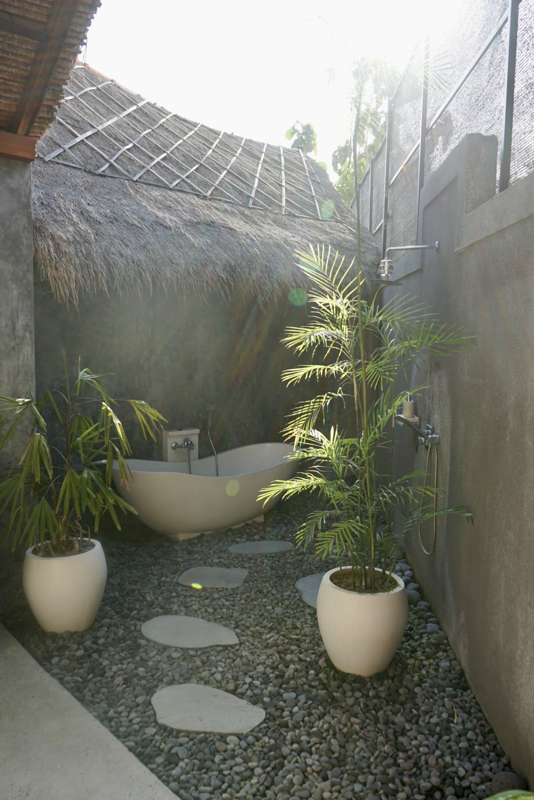 Villa Amantes Bingin Badezimmer Das Badezimmer der kleinen Häuser, Villa Amantes Bingin in Uluwatu auf Bali