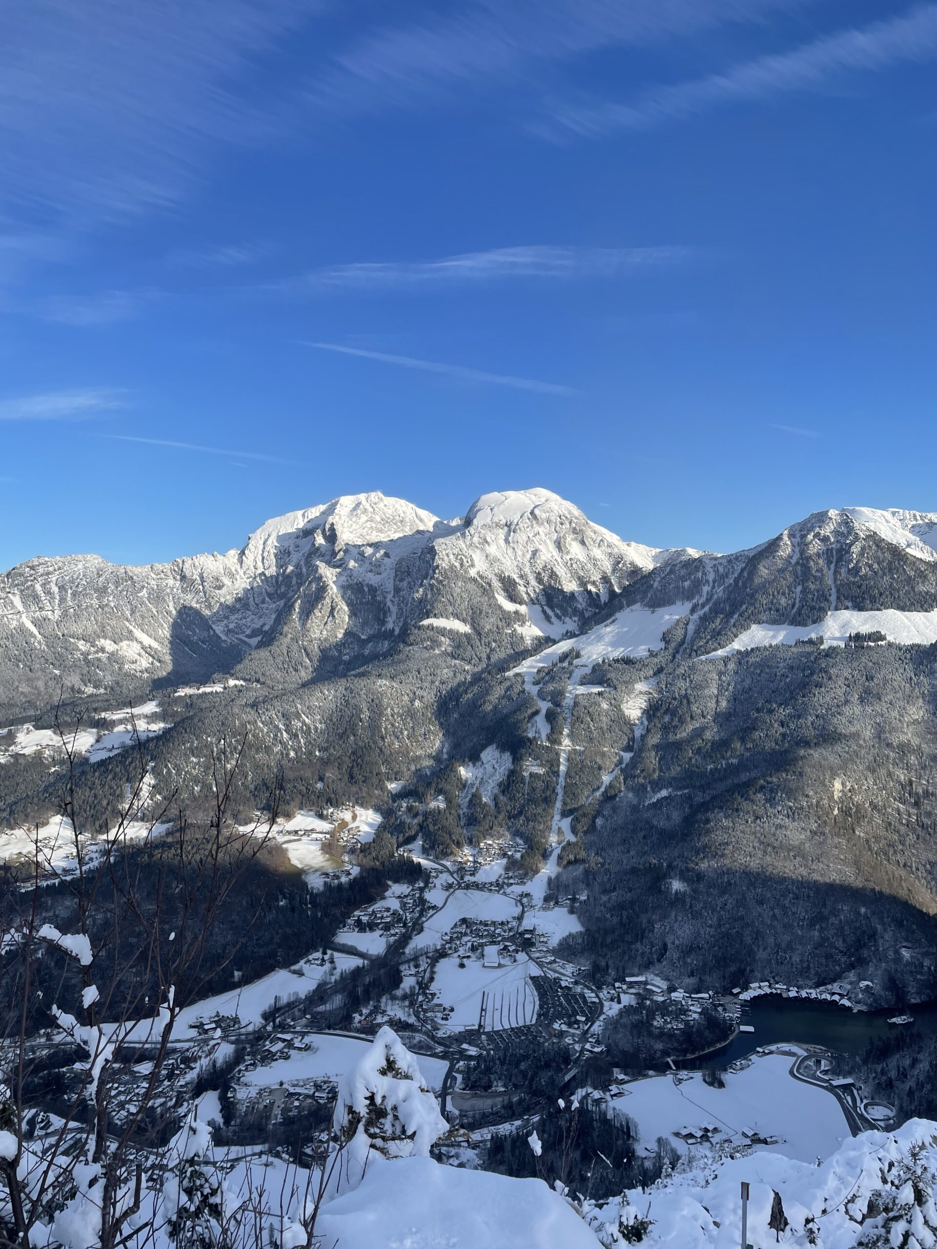 Aussicht vom Grünstein in Berchtesgaden auf die umliegenden Berge