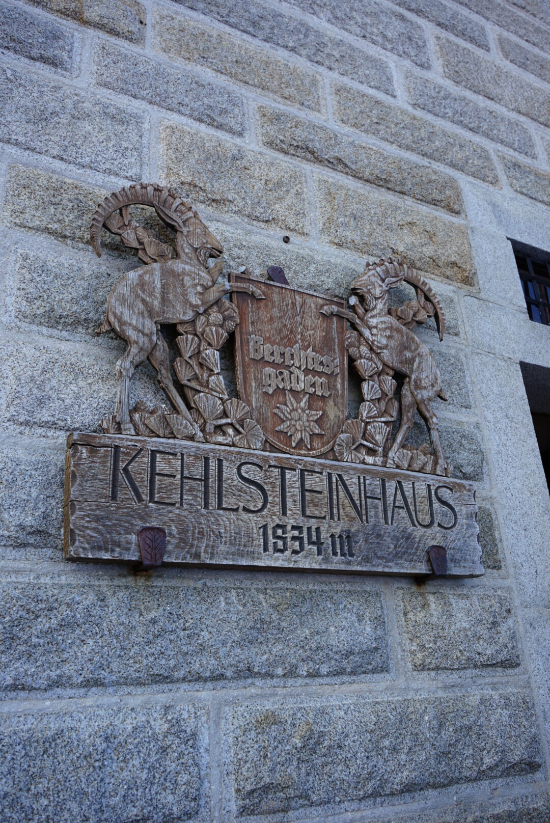 Das Wappen des Kehlsteinhauses in Berchtesgaden