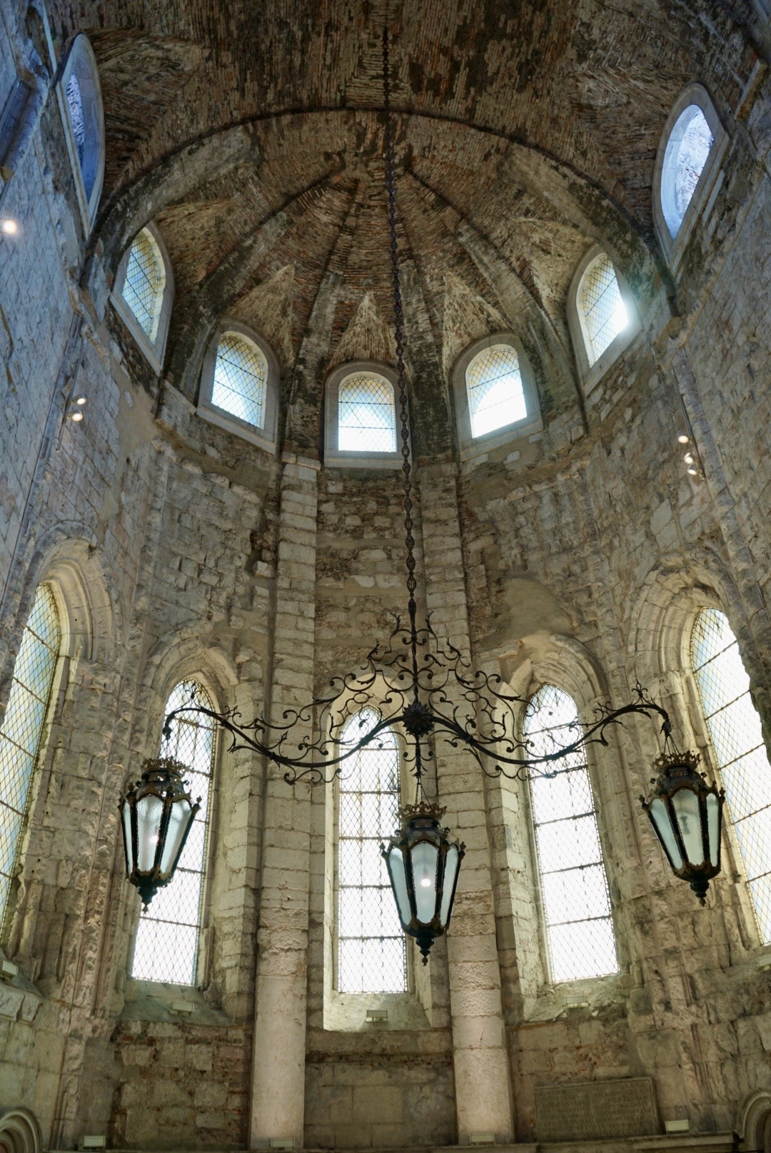 Das innere im Carmo Convent, welcher Teil noch vollständig überdacht ist